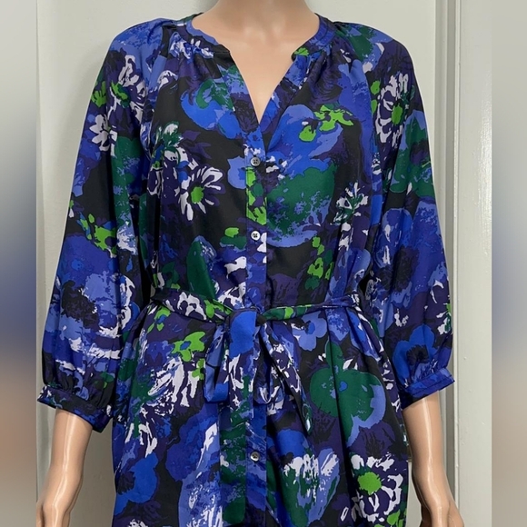 "Isaac Mizrahi Jeans Women’s Blouse S Fancy Floral Print Button Front - Picture 1 of 7